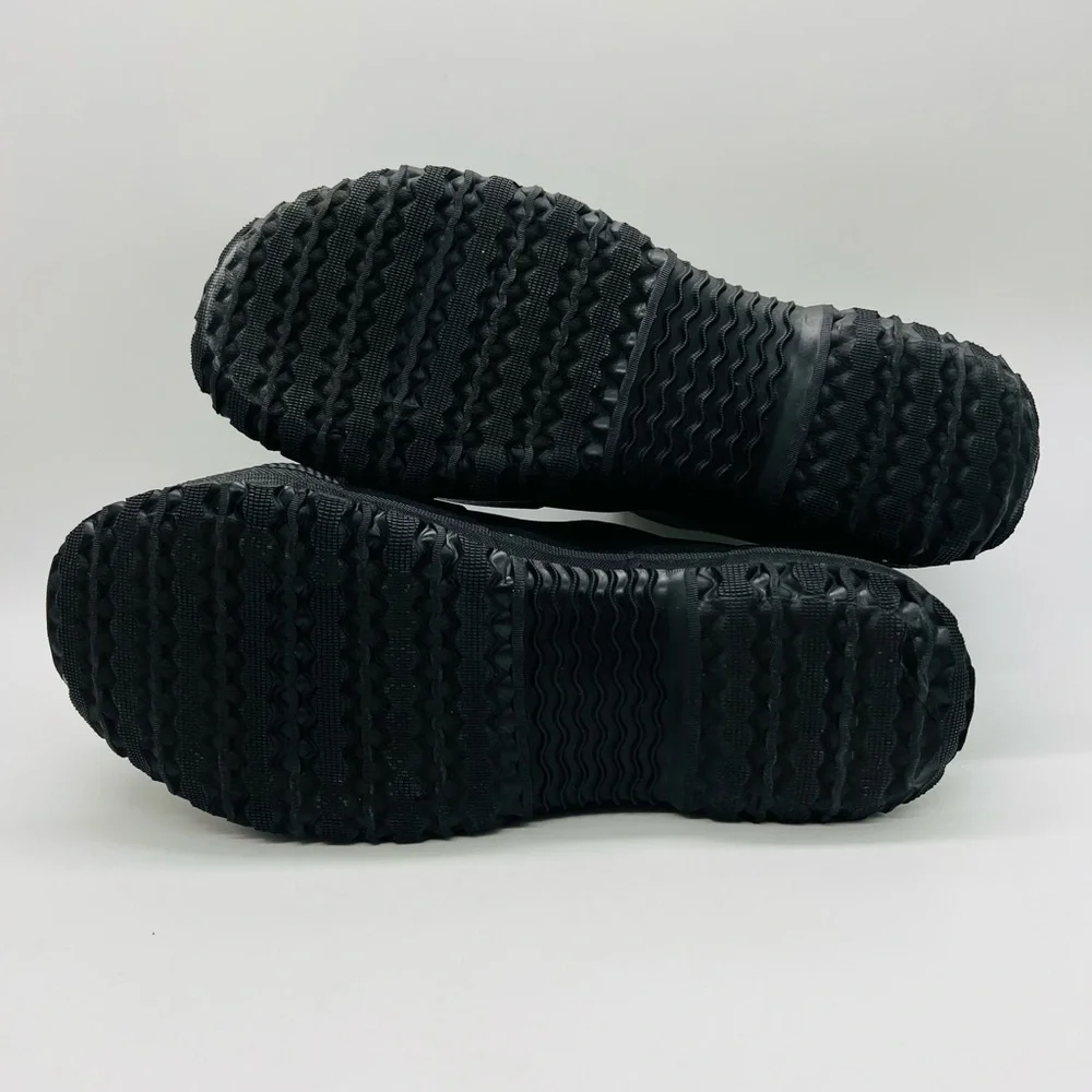 BOGS UNISEX ZIPPERED BLACK OVERSHOE SIZE 10 WATERPROOF COMPOSITE TOE NWOT - Picture 12 of 13